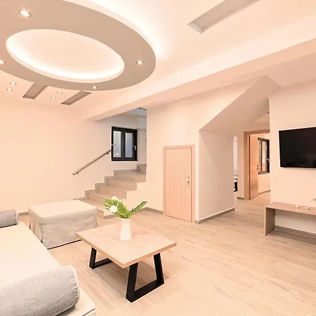 Fuer 30 Personen In Mathes, Kreta West Kreta Casa vacanze Georgioupoli