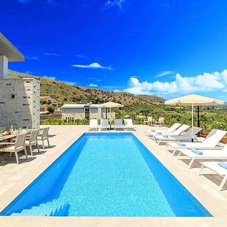 Fuer 30 Personen In Mathes, Kreta West Kreta Casa vacanze